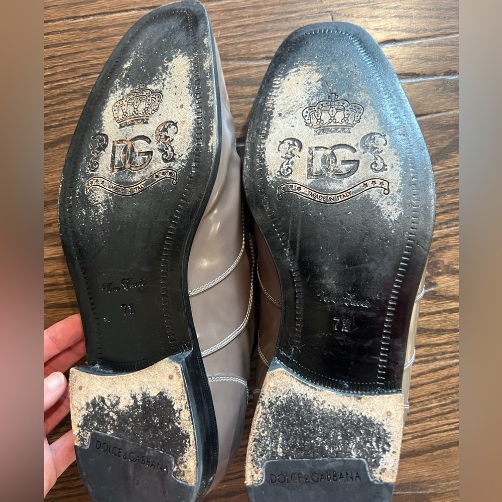 MENS Vintage Dolce & Gabbana Dove grey patent leather dress shoes 7.5 - Picture 3 of 4